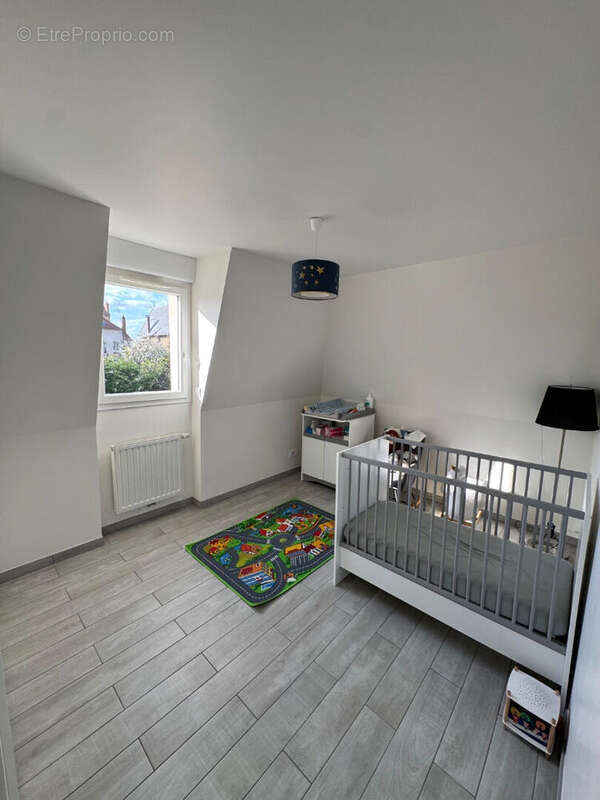 Maison Sannois Quartier Pasteur 6 pièce(s) 131 m2 - photo 11