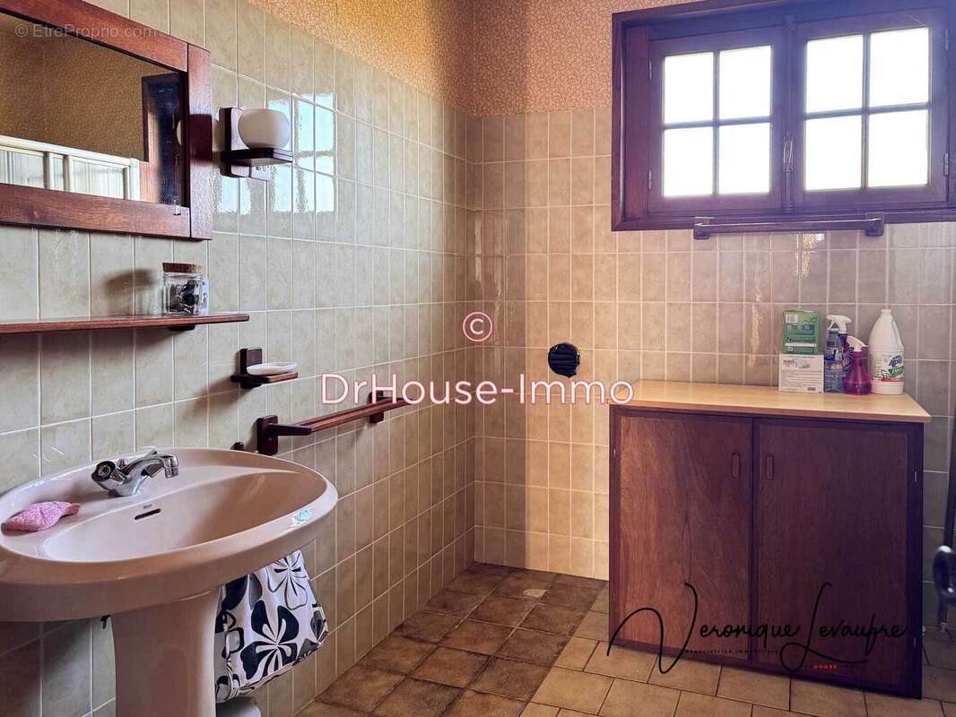 Maison à SAINT-GERMAIN-SUR-AY