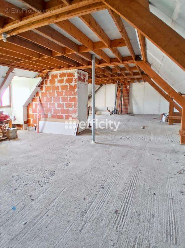 Maison à LE HAUT-CORLAY