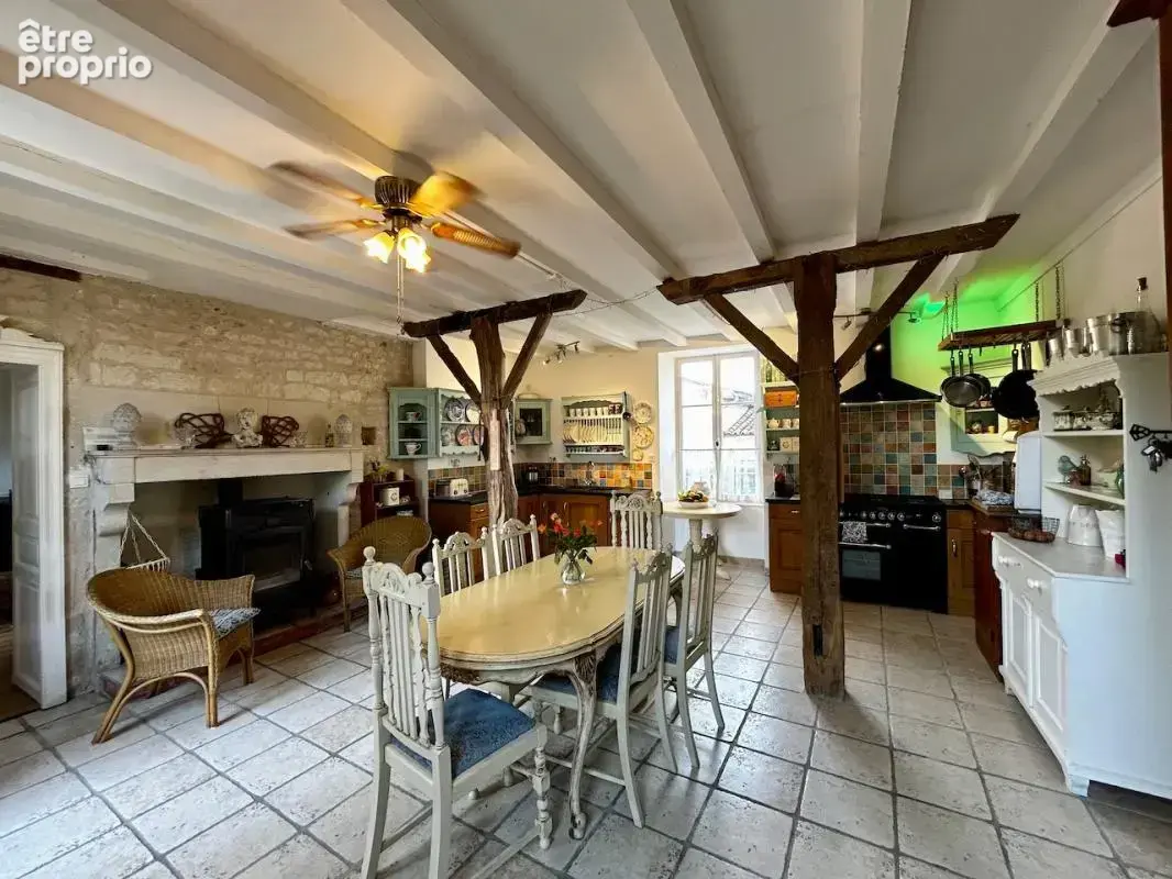 Maison en pierre, 5 chambres, annexe, jardin et piscine - photo 8
