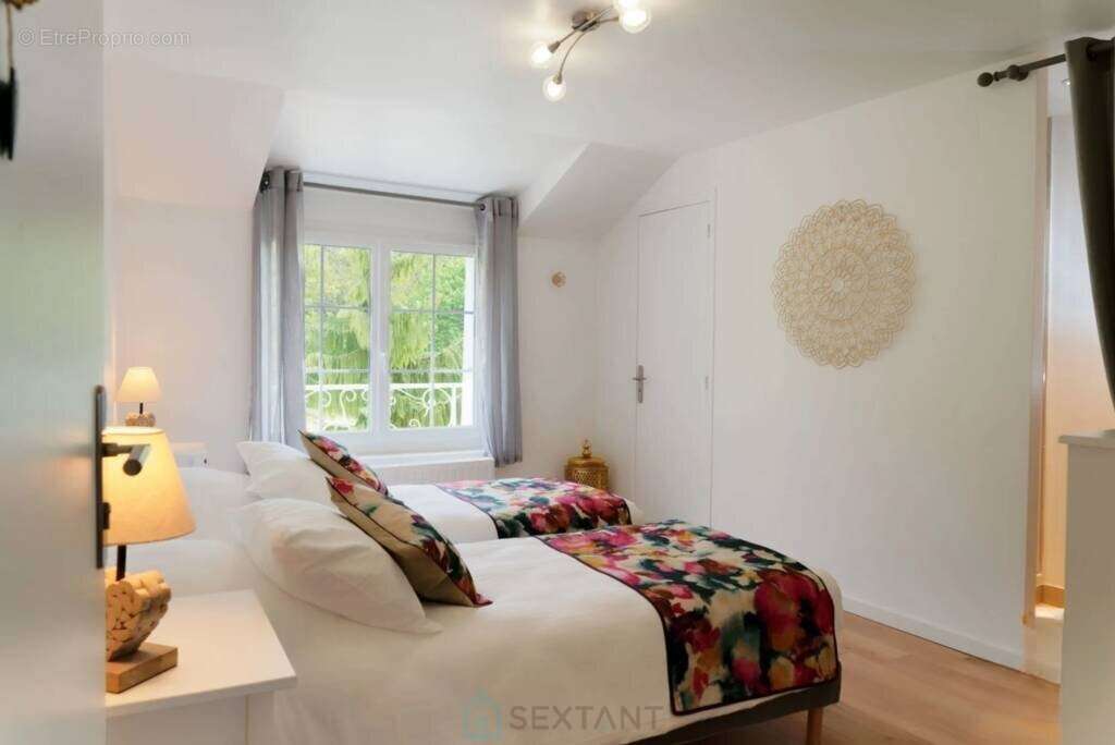 Maison à COULOMMIERS