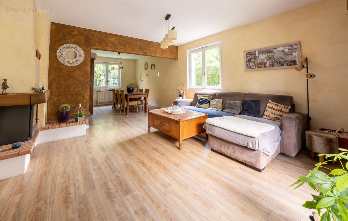 Maison à SAINT-ETIENNE