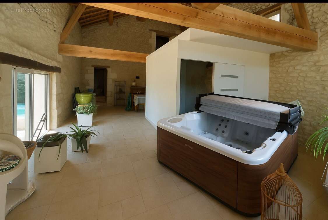 Maison à CHANCELADE