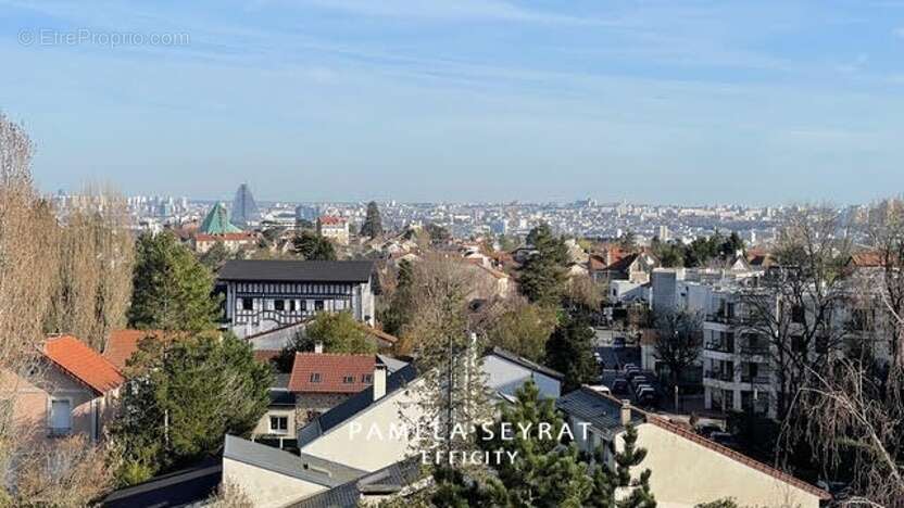 Appartement à GARCHES