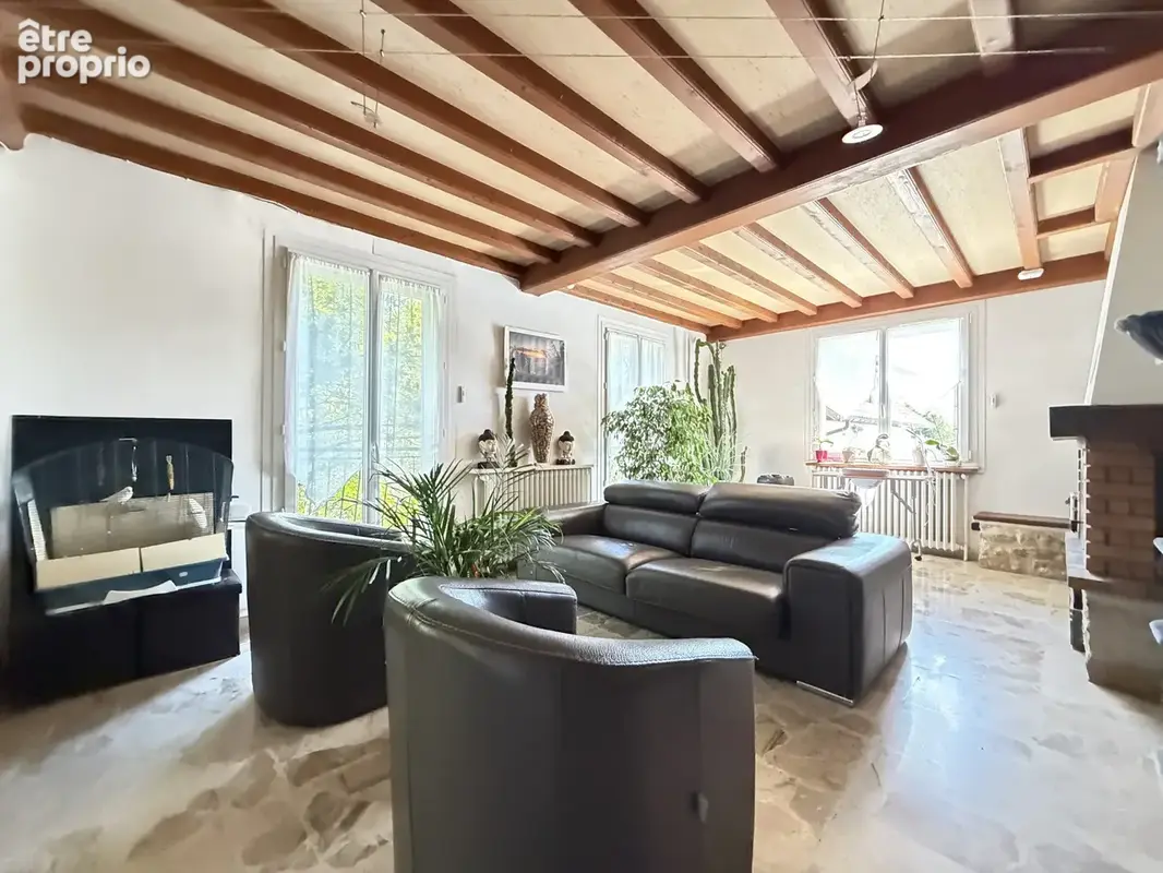 Maison familiale 7 chambres avec terrain   Neuville-sur-Ain - photo 11