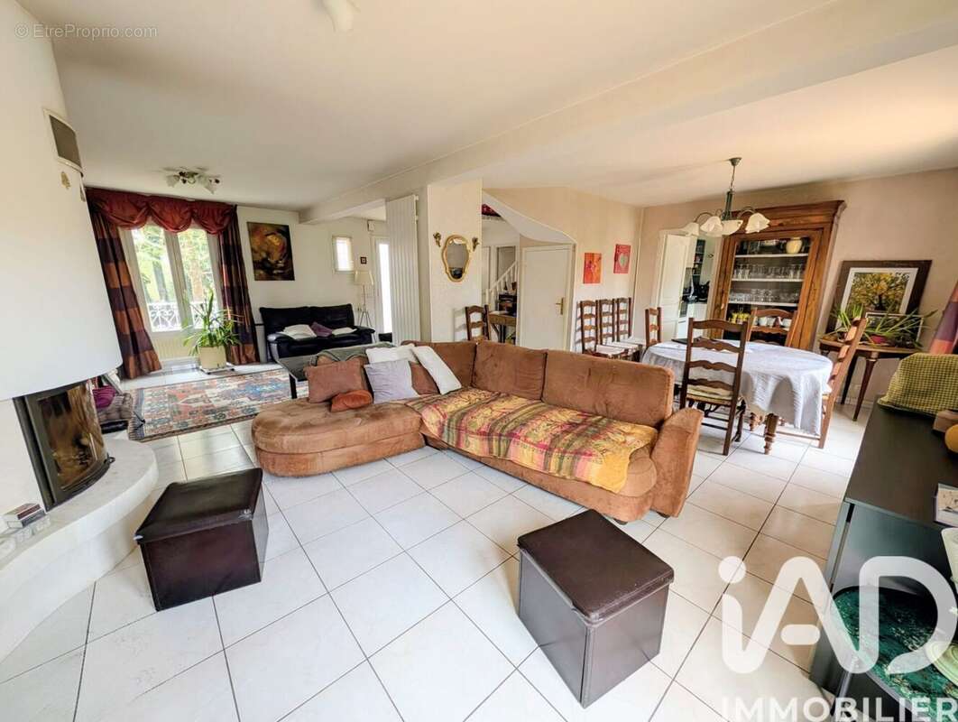 Photo 2 - Maison à EZANVILLE