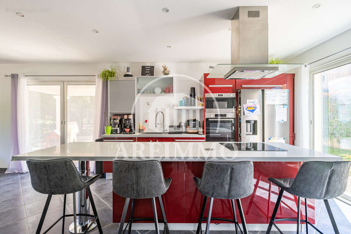 Maison à SAINT-BAUZILLE-DE-PUTOIS