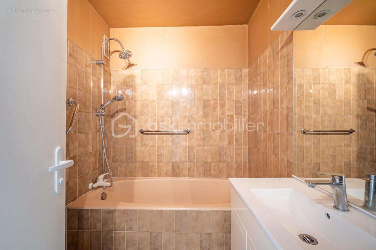 Appartement à HYERES