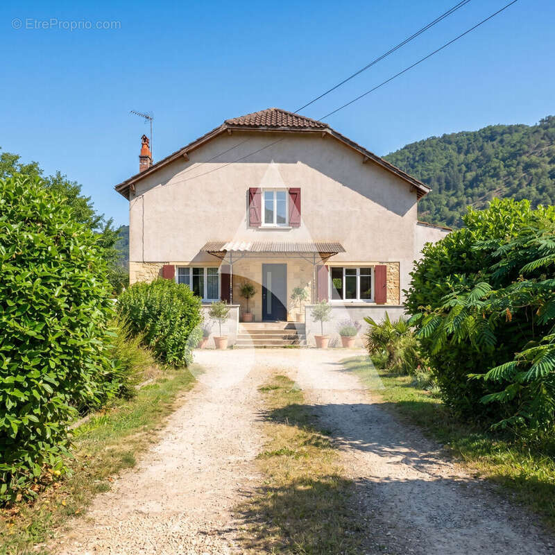 Maison à ANGLARS-JUILLAC