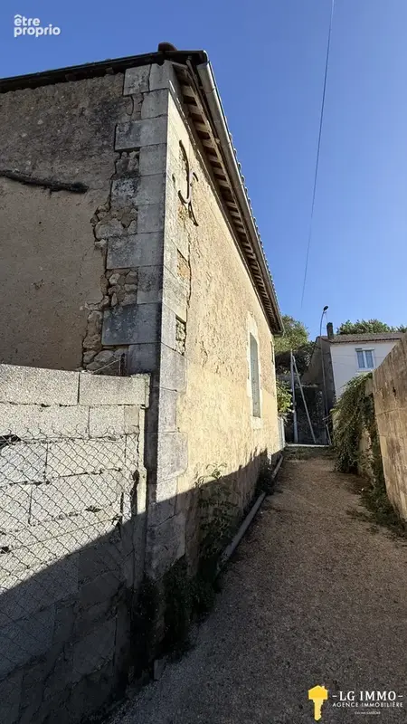 Dépendance en pierres avec garage et jardin clos  beau potentiel   centre ville - photo 9