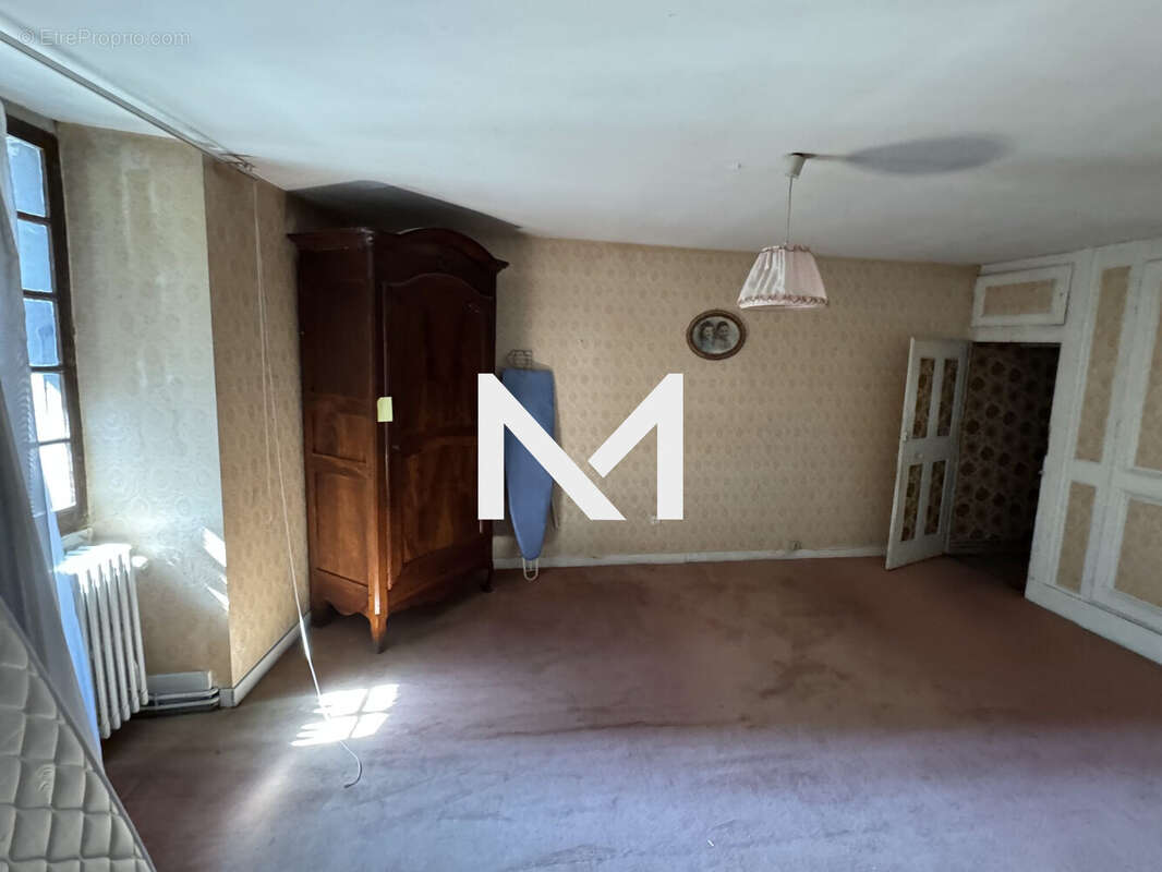 Maison à LA TERRASSE