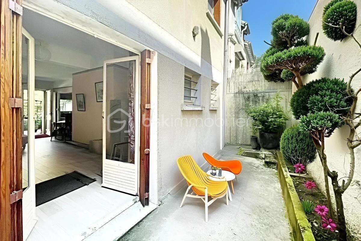 Maison à PARIS-19E
