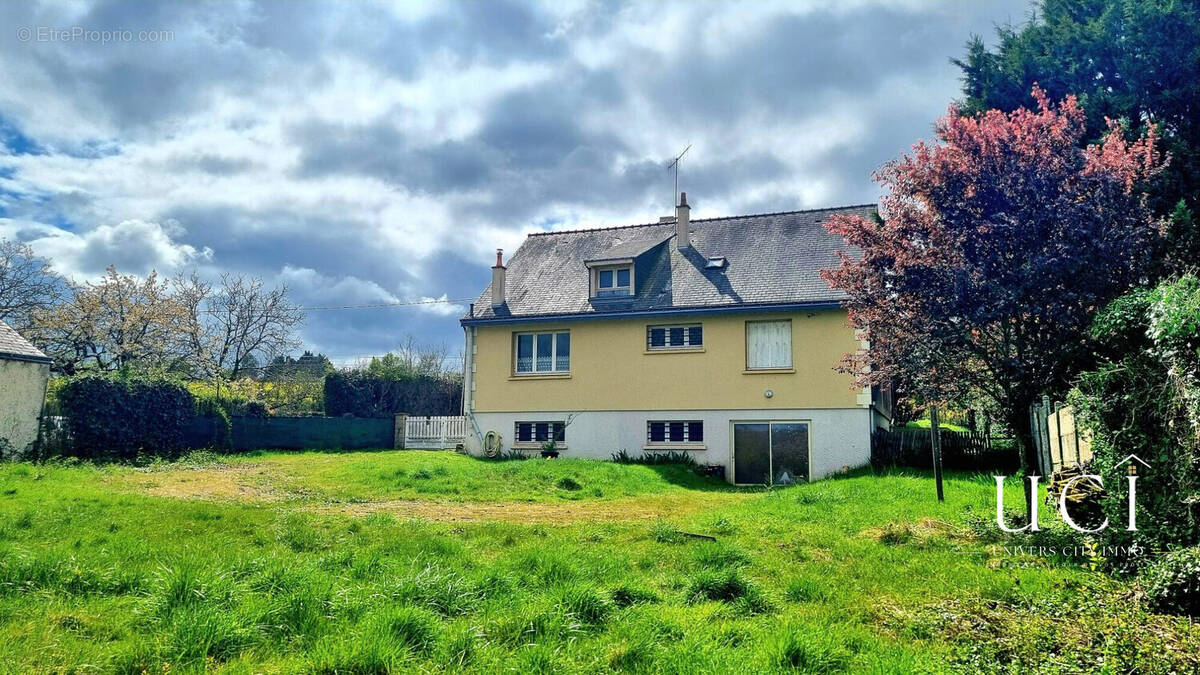 Maison à FONTEVRAUD-L'ABBAYE