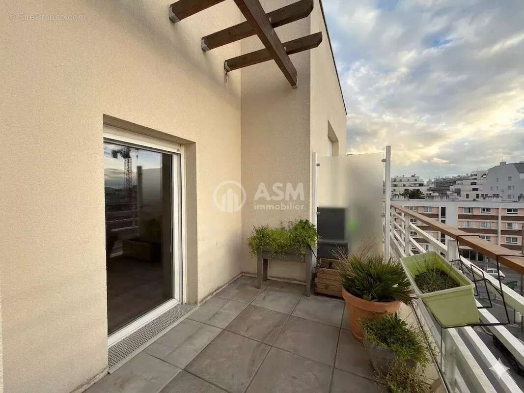 Appartement à COLOMBES