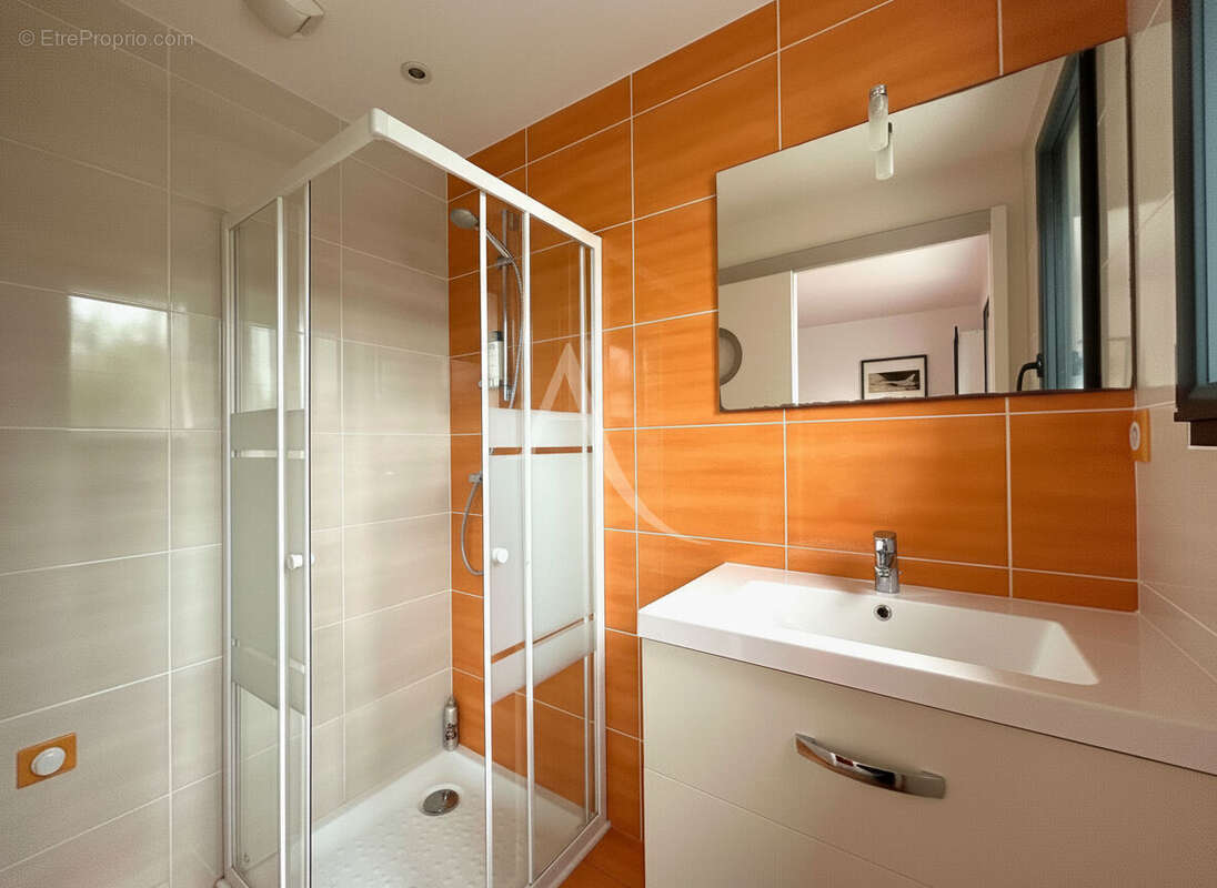 Contemporaine de 215m²  avec piscine et triple garage Orvault Petit-Chantilly - photo 11