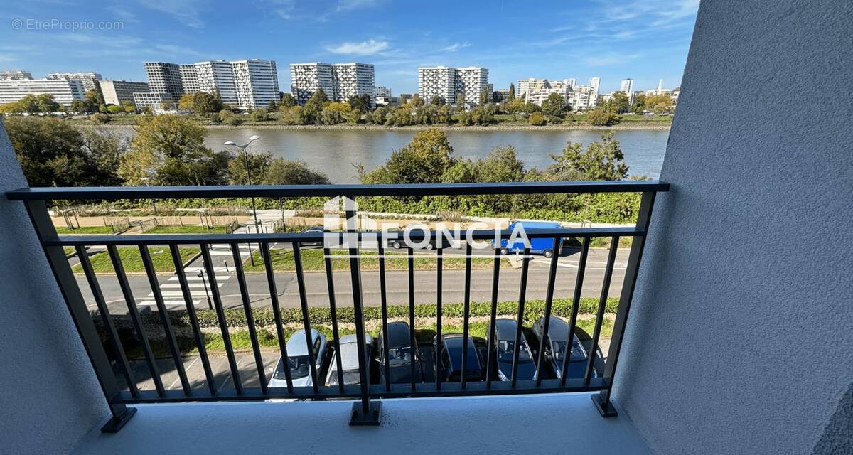Appartement à SAINT-SEBASTIEN-SUR-LOIRE