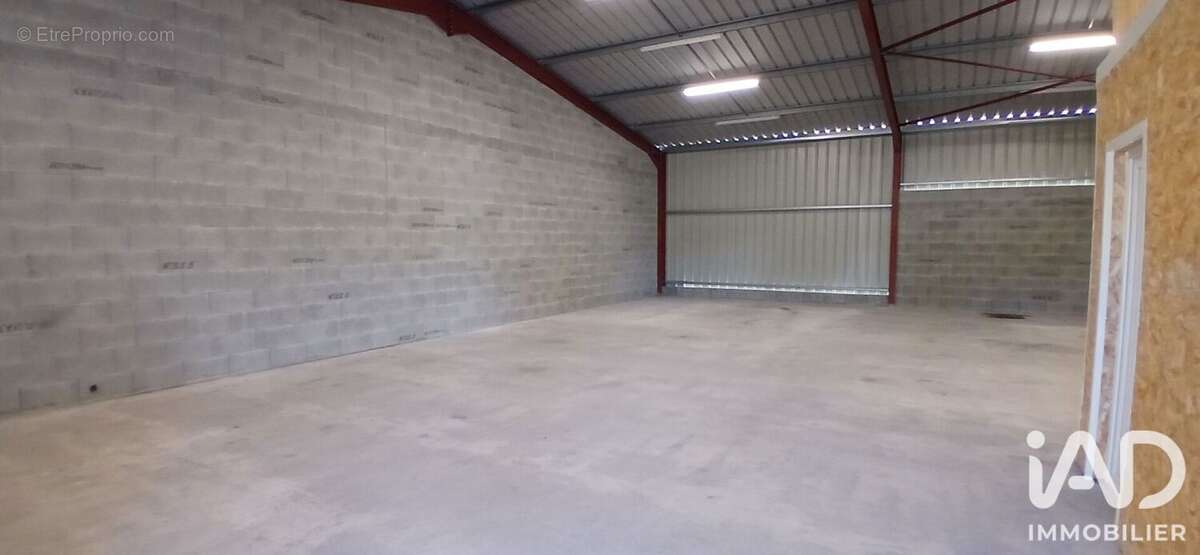 Appartement 192 m² à Les Herbiers  - photo 2