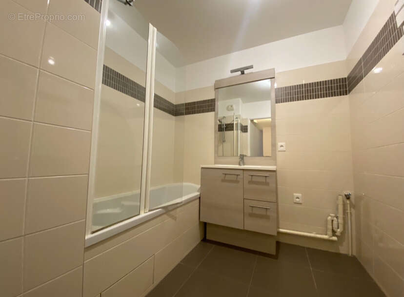 Appartement à SURESNES