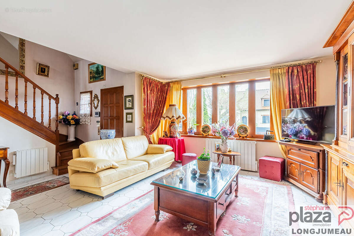 Maison à BALLAINVILLIERS