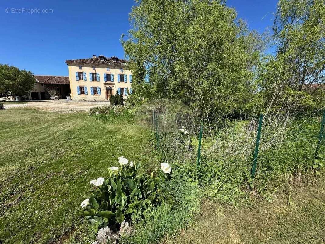 Maison à BOULOGNE-SUR-GESSE