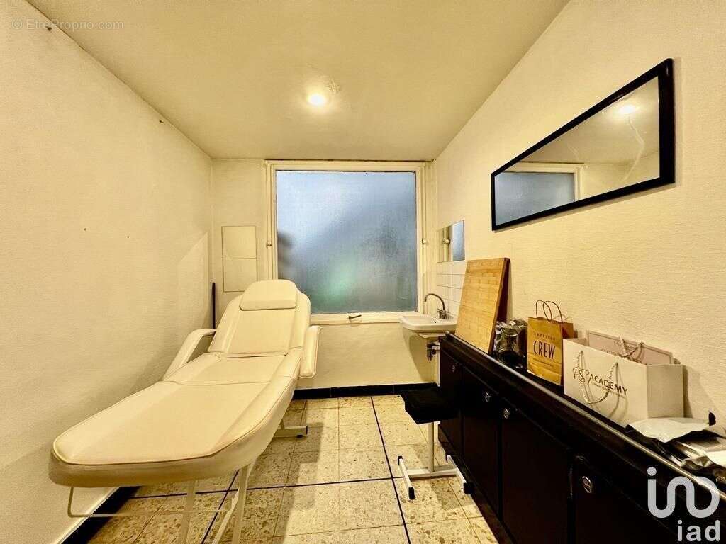 Photo 5 - Commerce à PARAY-VIEILLE-POSTE