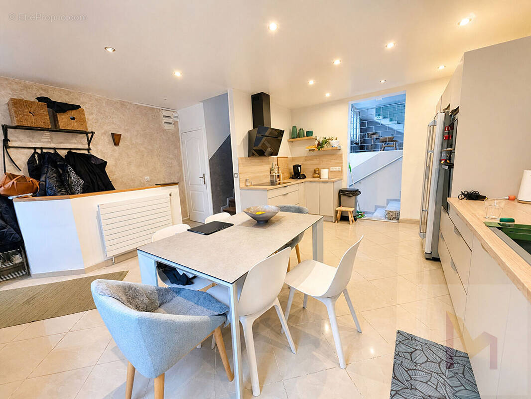 Maison à NEUILLY-PLAISANCE