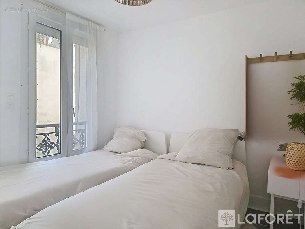 Appartement à PARIS-2E