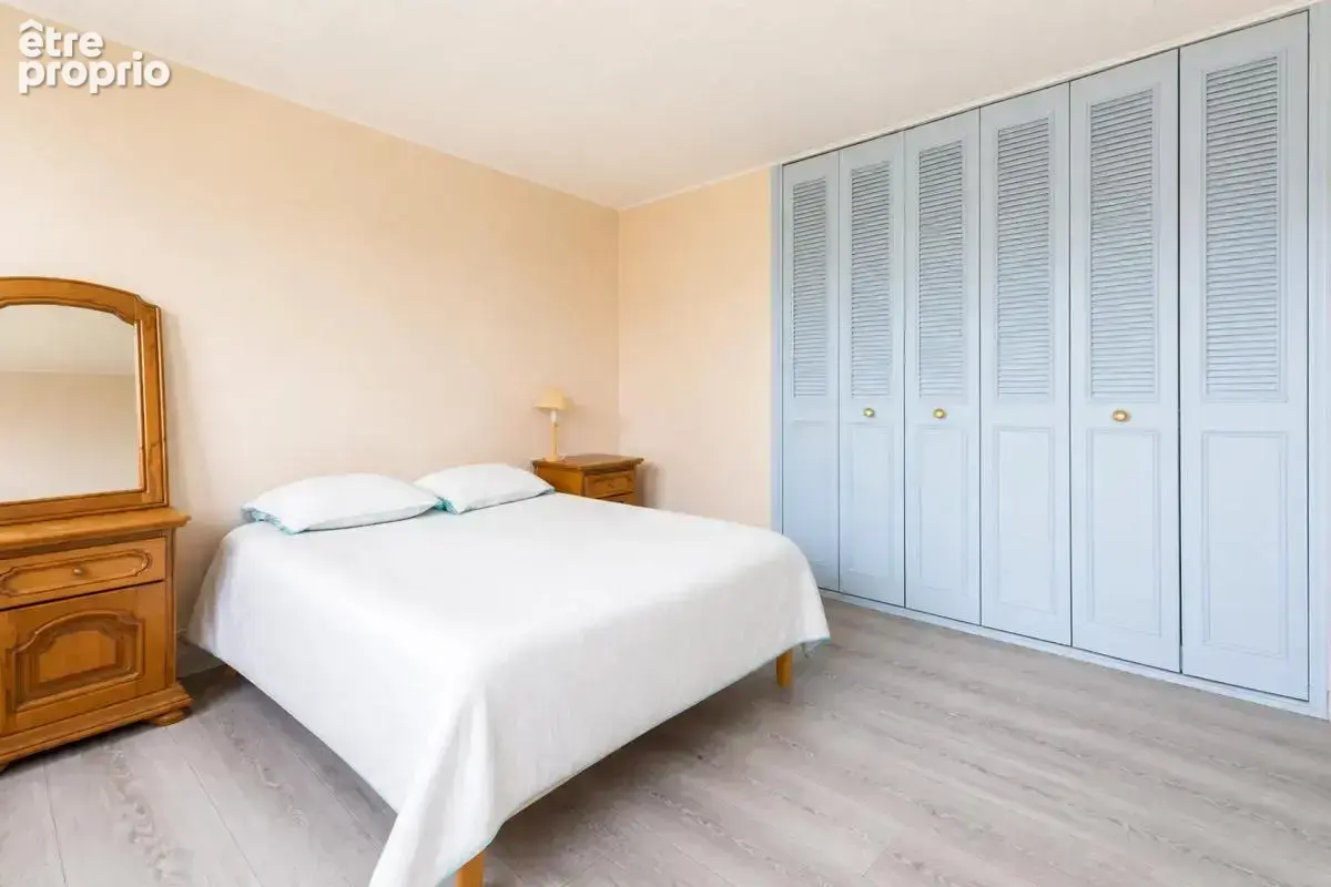 Maison de ville - 5 pièces de 101 m² à Coignières - photo 6