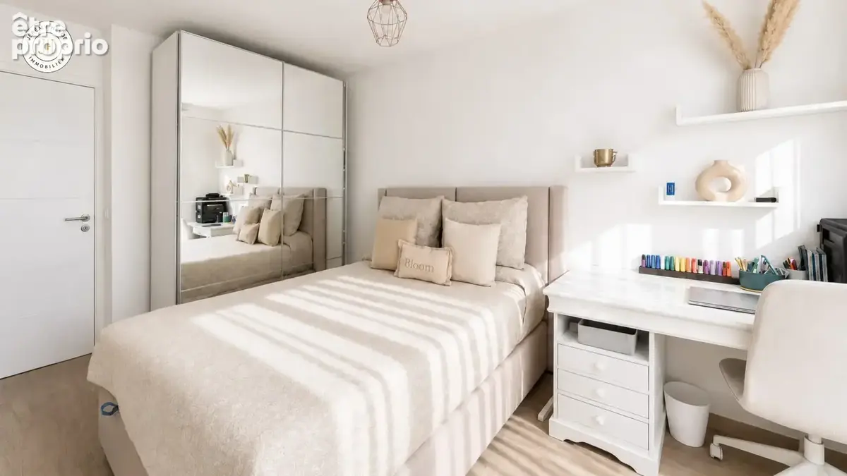 Appartement 82 m² à Saint-Priest  - photo 5