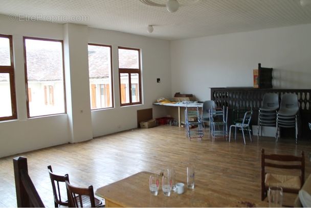 Maison à ANGLES-SUR-L&#039;ANGLIN