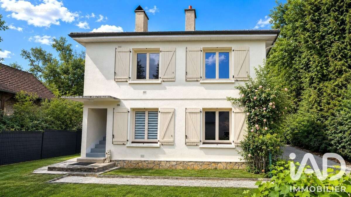 Photo 9 - Maison à FONTAINES