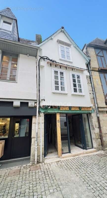 QUIMPER (29) Immeuble de rapports de 115 m² habitable - Un local commerciale - 2 Appartements de type 2 - photo 2