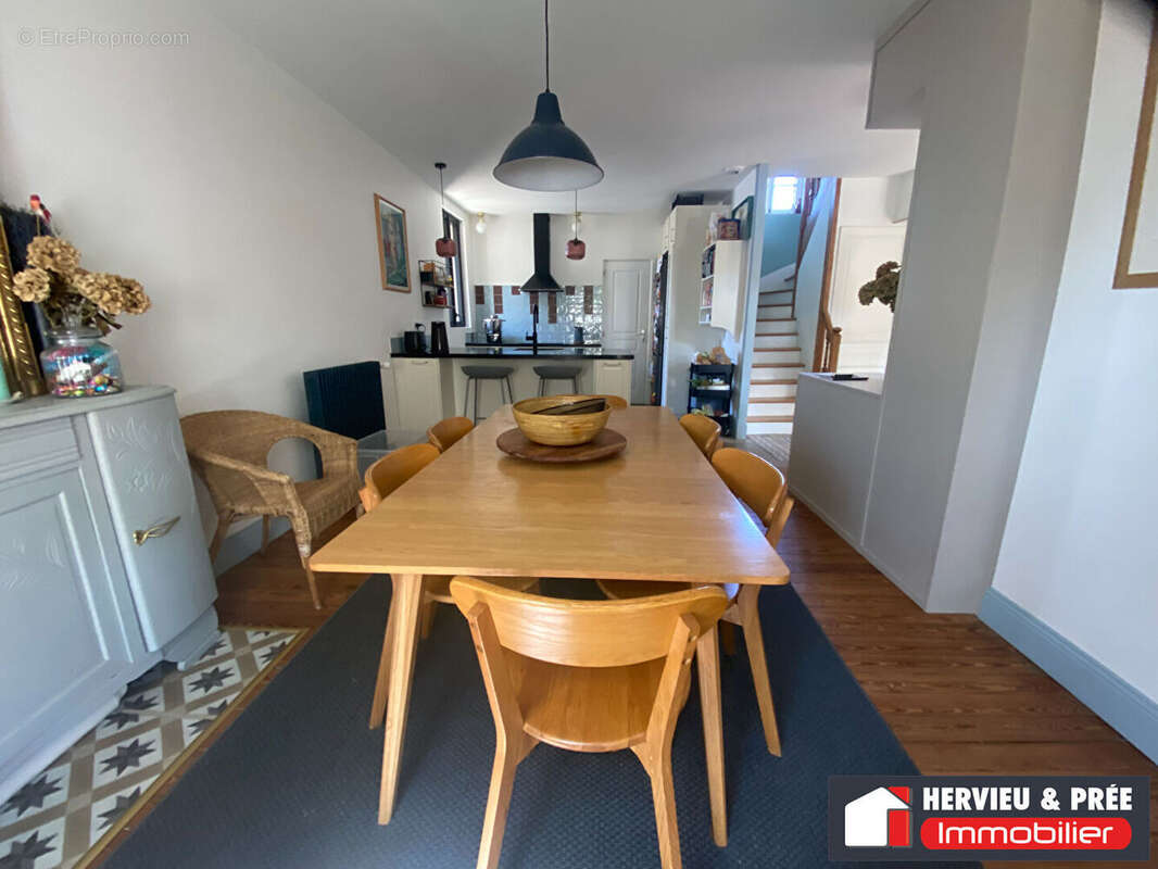 Maison à LUC-SUR-MER