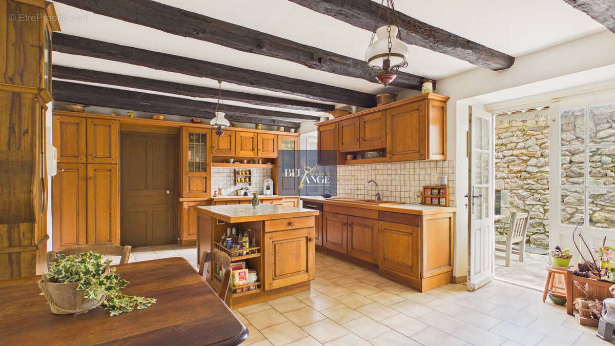 Maison à ROCLES