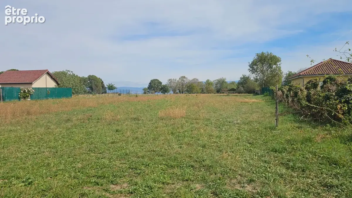 ST ANDRE LE GAZ - Terrain à bâtir - 3877m² - Libre constructeur - photo 2