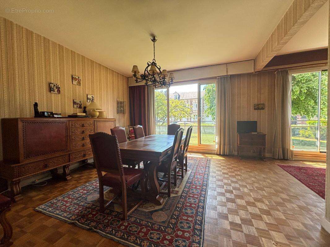 Appartement à COMPIEGNE