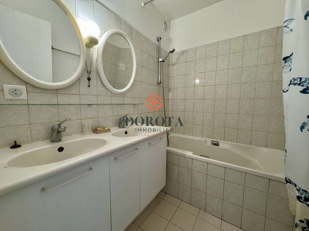 Appartement à VILLARD-BONNOT