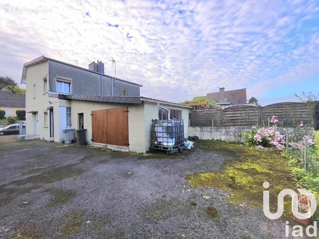 Photo 2 - Maison à LEVAL