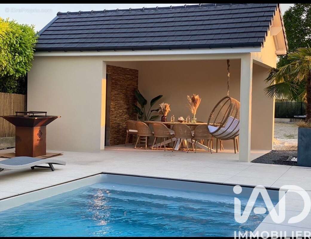 Maison 126 m² à Saint-Pouange  - photo 3