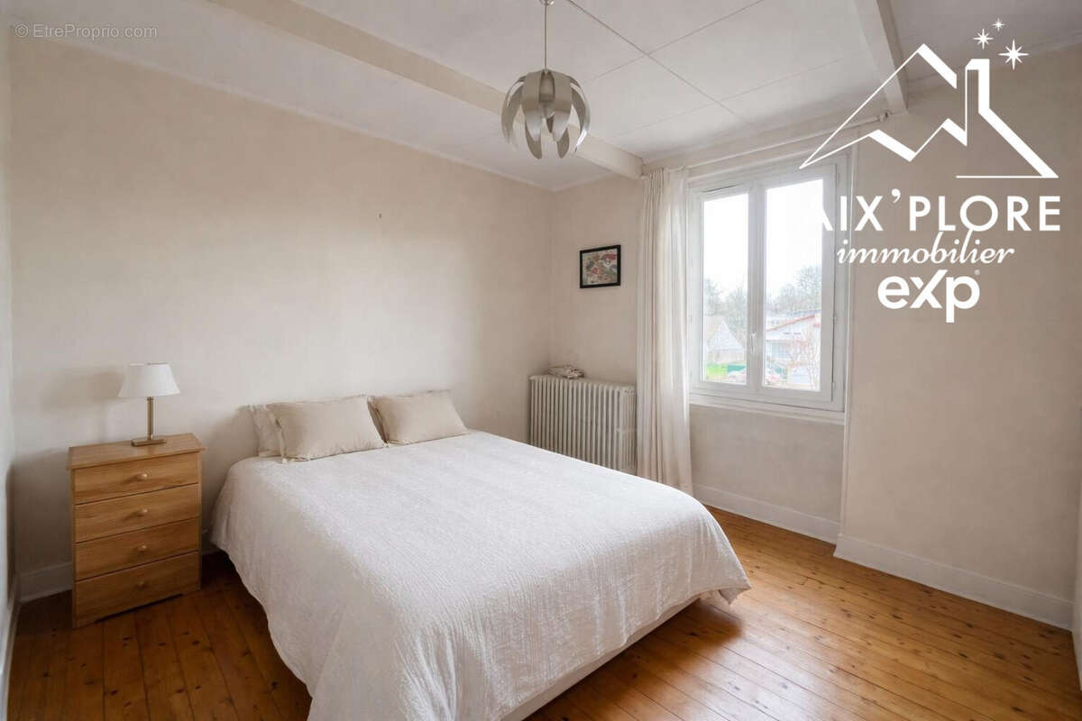 Maison 110 m² à Pont-De-Cheruy  - photo 9