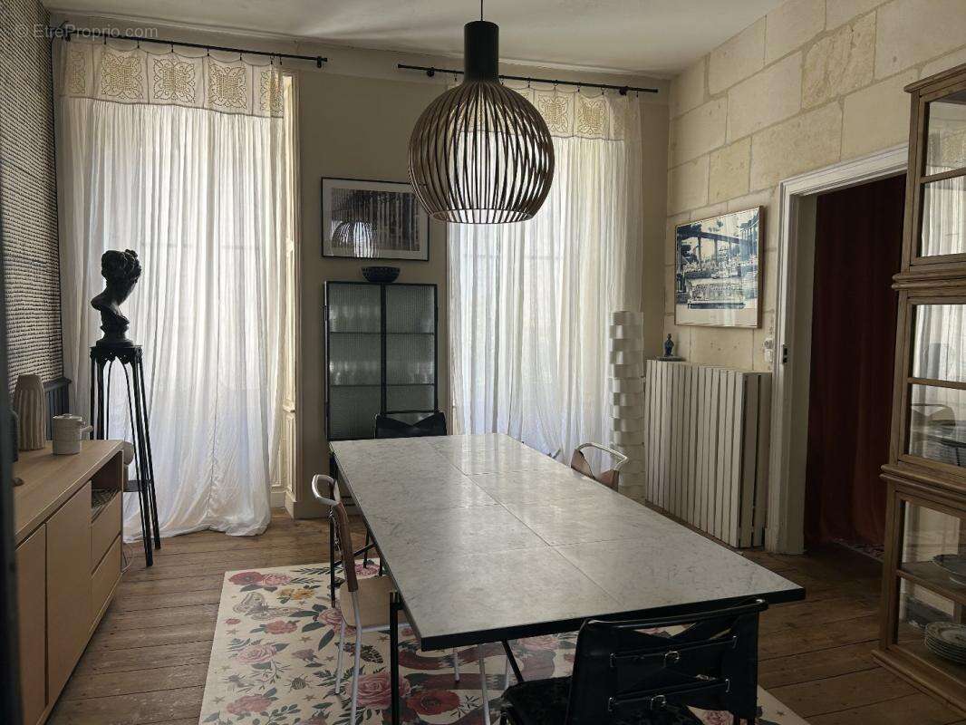 Maison à SAINT-JEAN-D'ANGELY