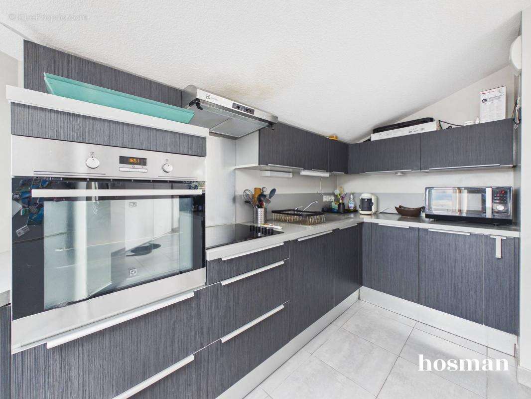 4 pièces - 95 m² dernier étage avec parking, terrasse de 193m2 - Rue Yves Montand, Bègles - photo 6