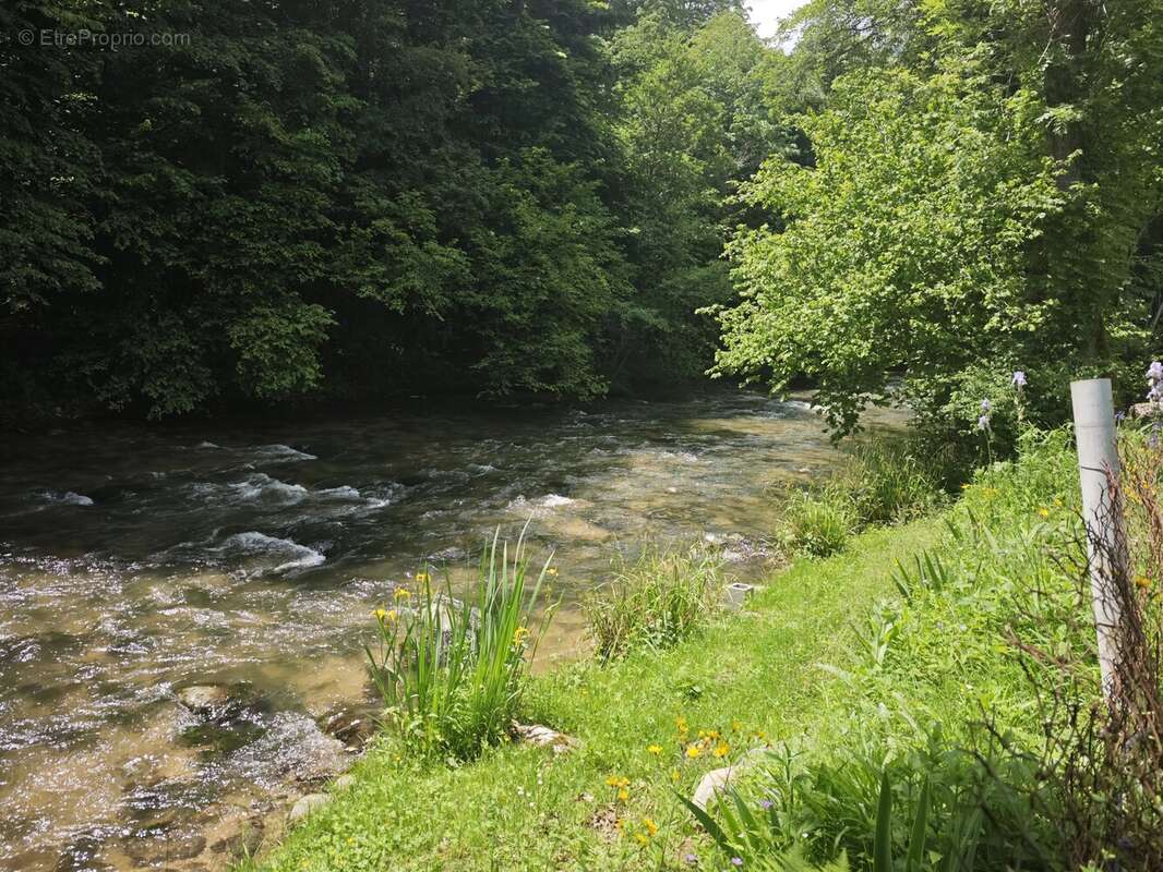 Charmant chalet dans les montagnes - photo 2