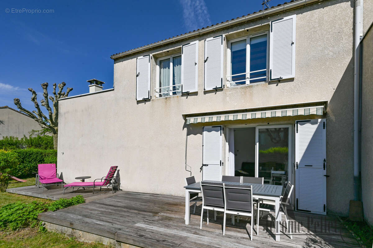Maison à COMMUNAY