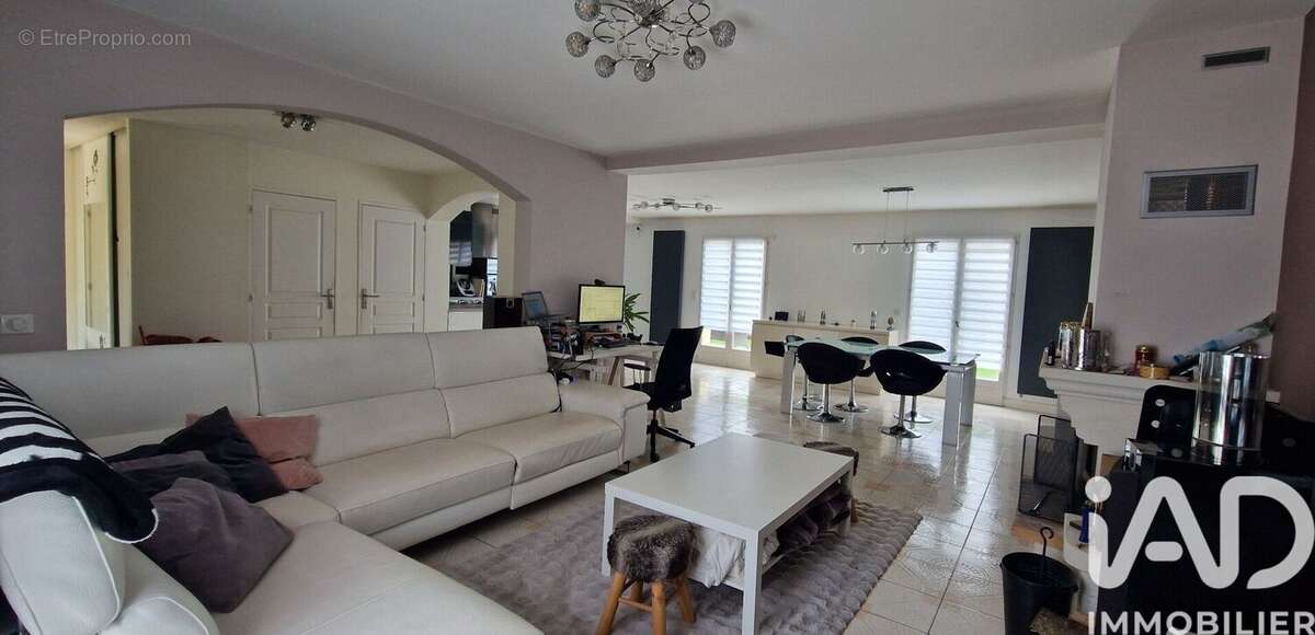 Photo 5 - Maison à VERT-LE-PETIT