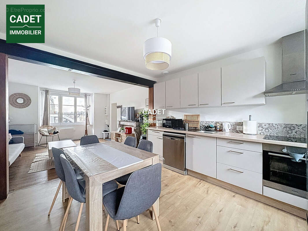 Maison à LA HAYE-PESNEL