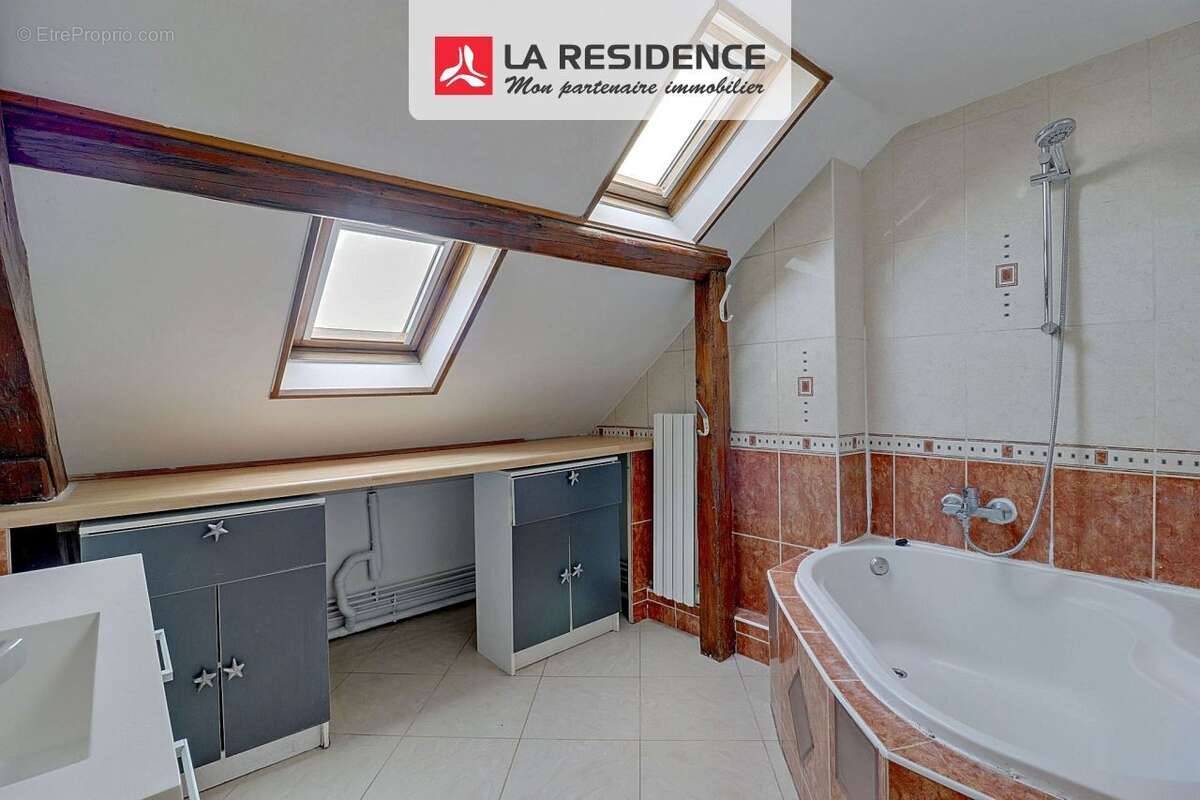 Appartement à NANTERRE