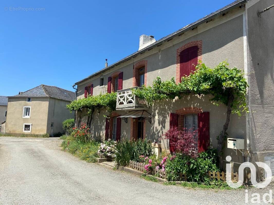 Photo 1 - Maison à LA SALVETAT-PEYRALES