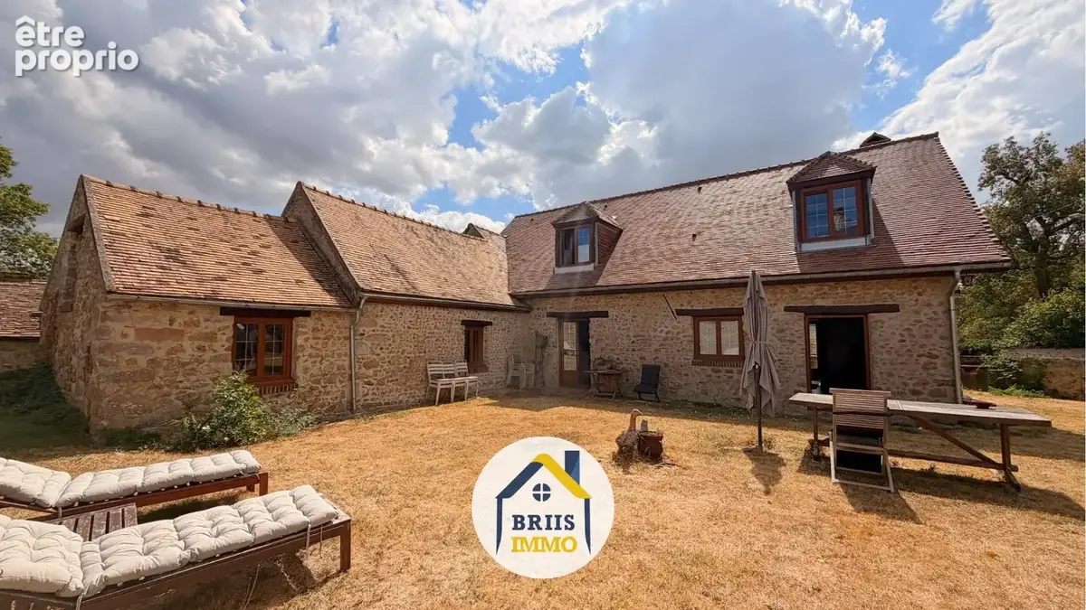 Maison à SAINT-MAURICE-MONTCOURONNE