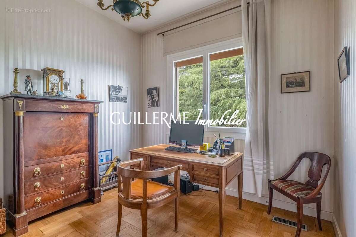 Maison à DARDILLY